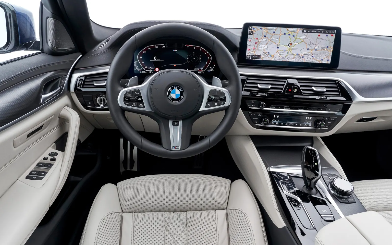 BMW 5 серия (G30) – салон, место водителя
