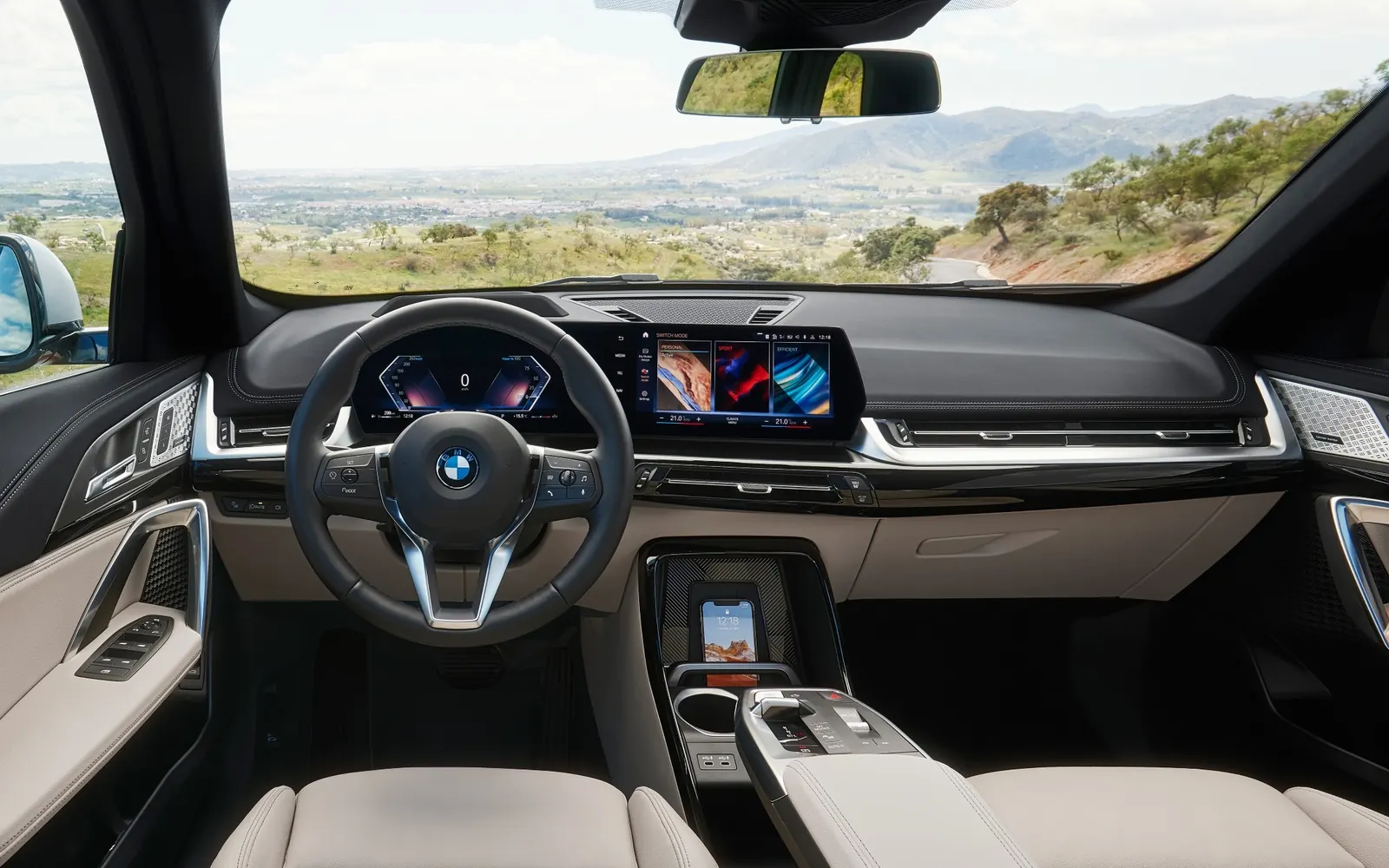 BMW X1 – салон, место водителя