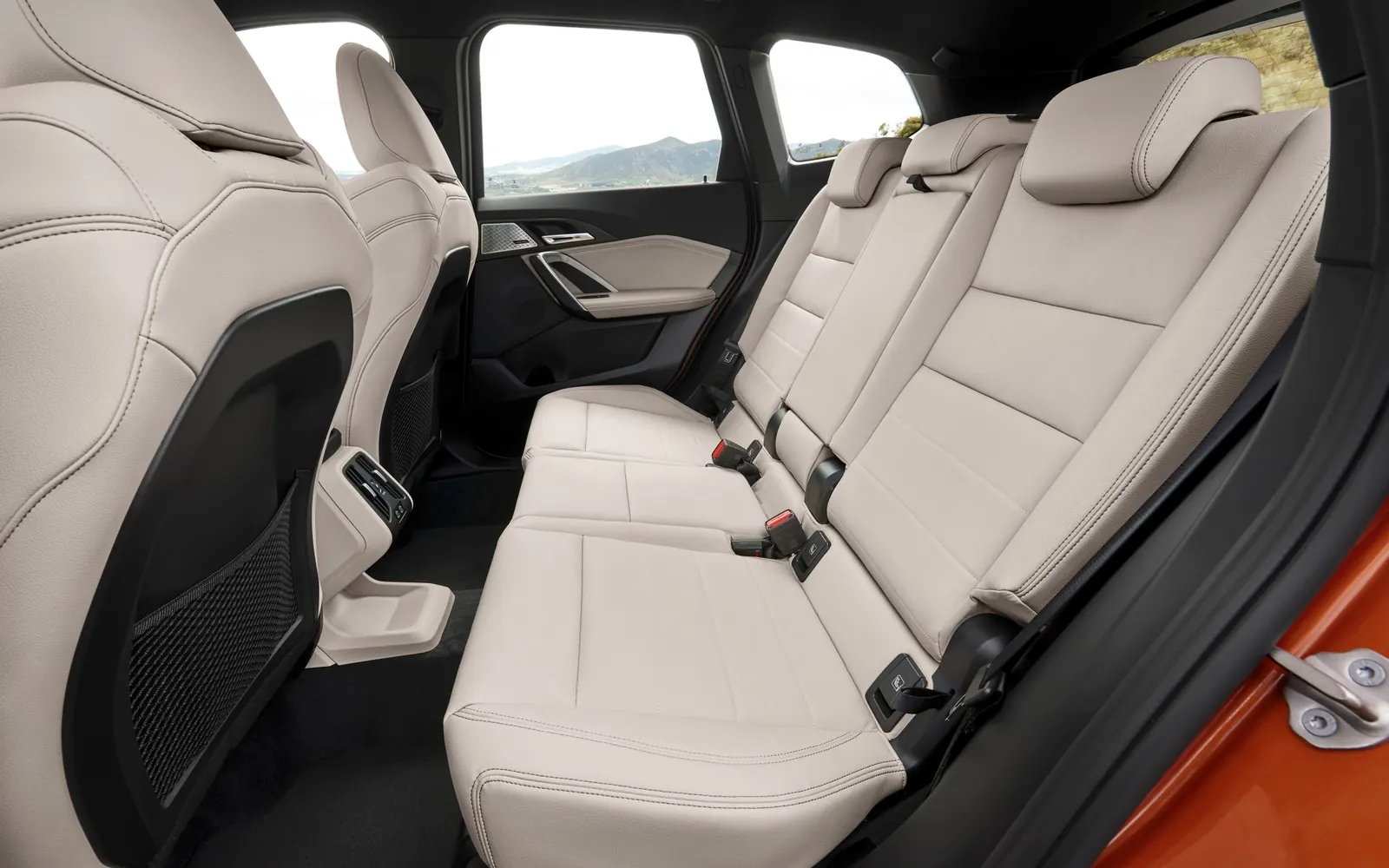 BMW X1 – задний ряд сидений