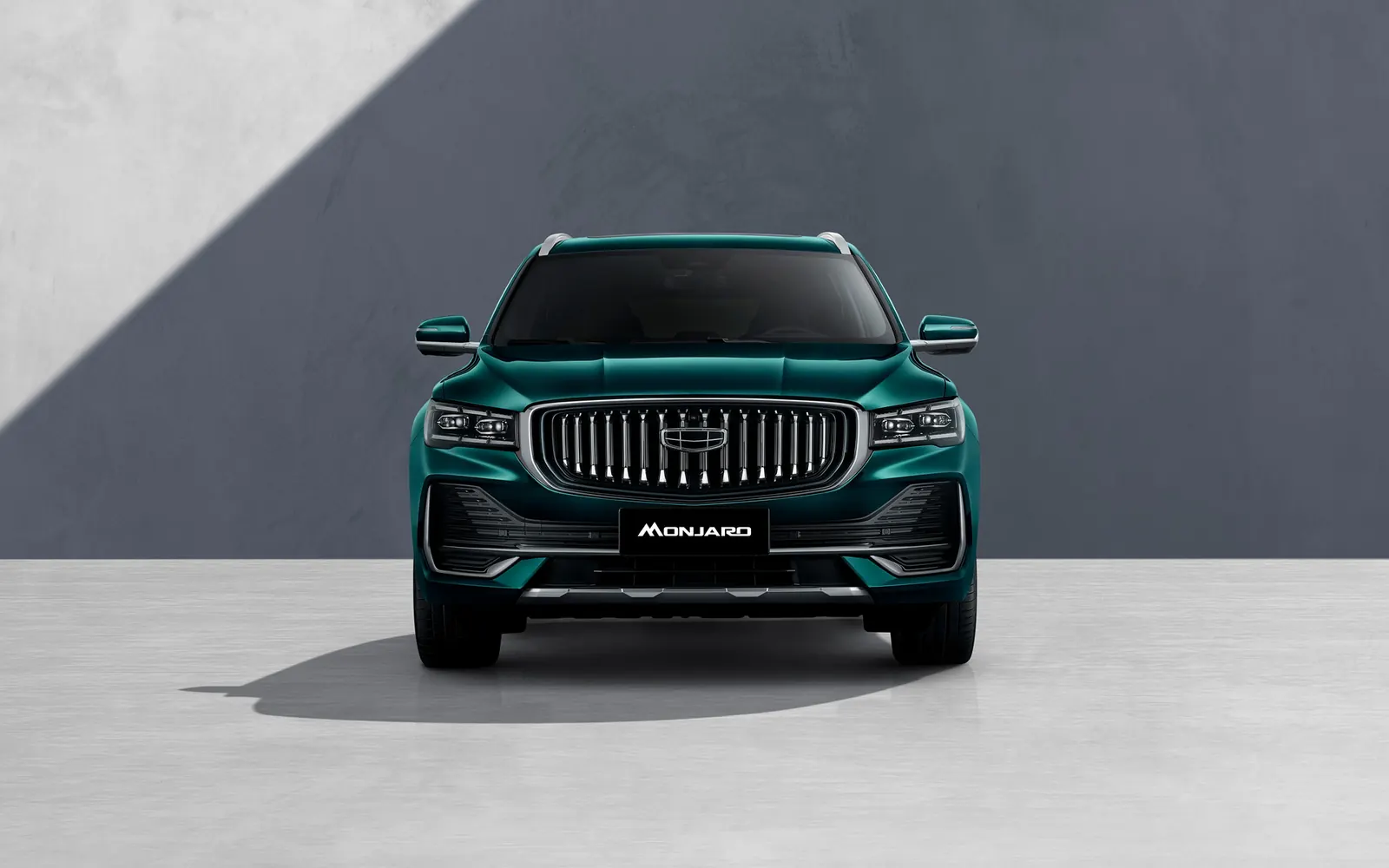 Geely Monjaro – вид спереди