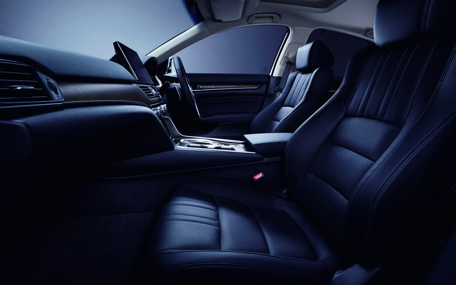 Honda Accord – передние сиденья