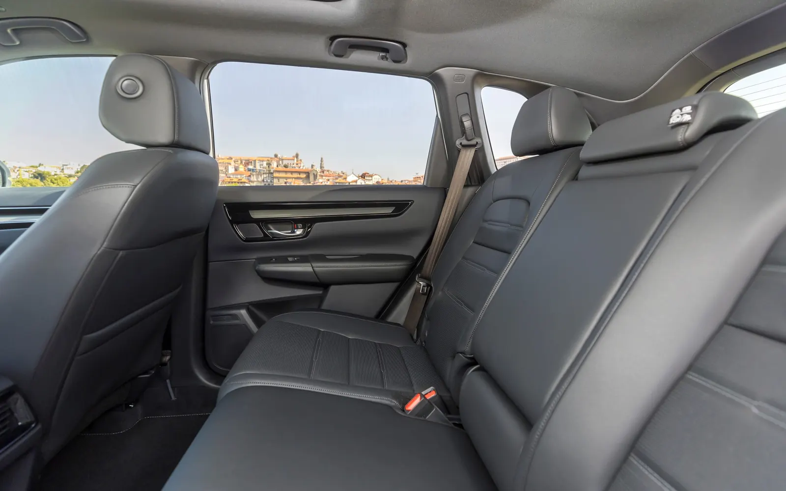 Honda CR-V – задний ряд