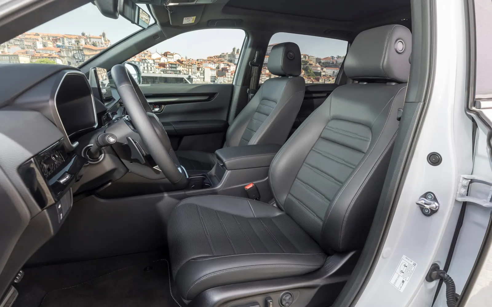 Honda CR-V – передние сиденья