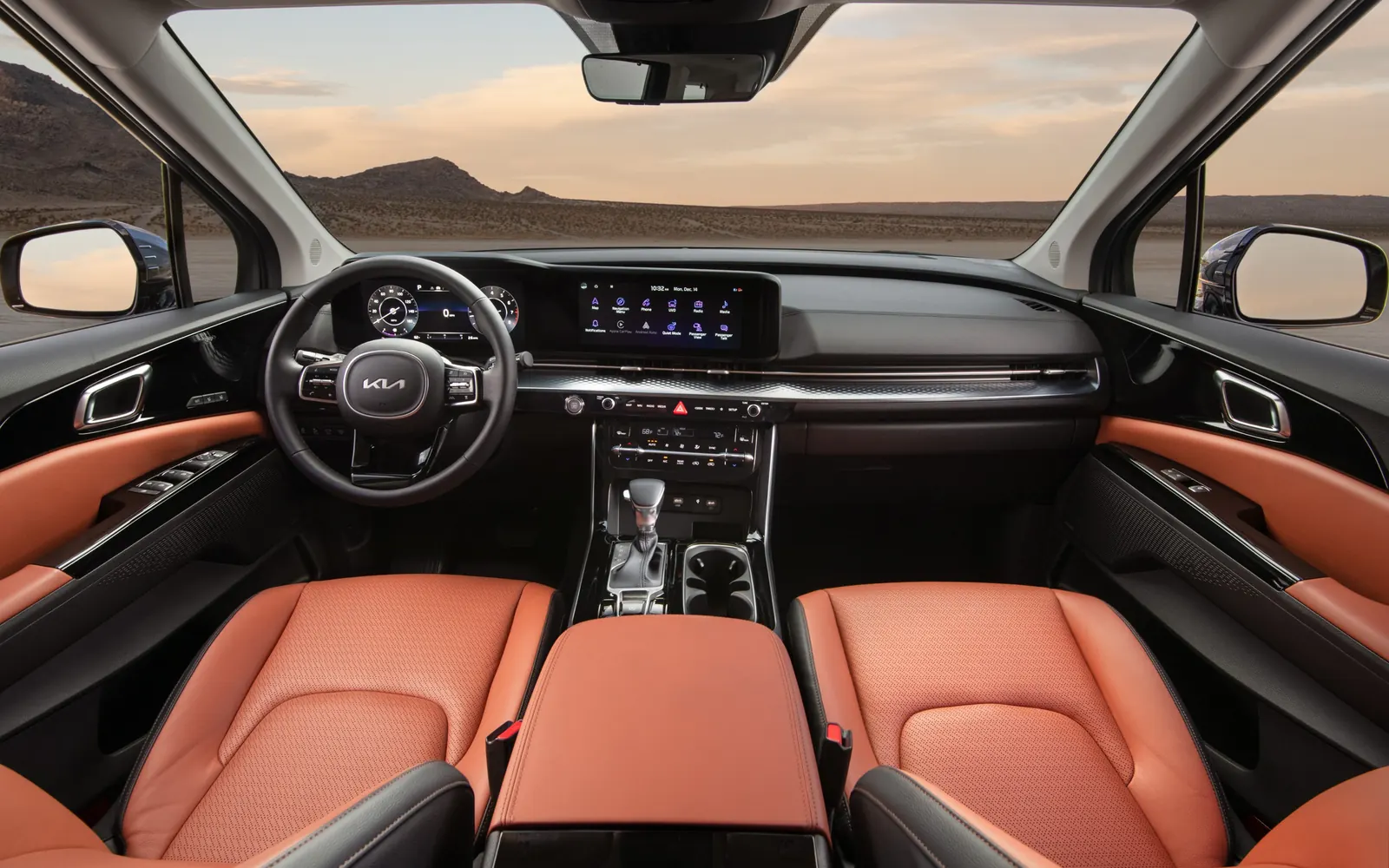 Kia Carnival 4 – салон целиком