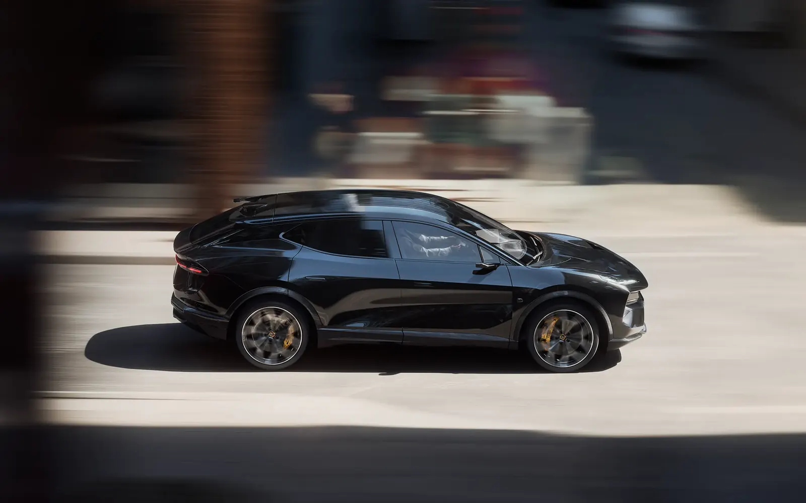 Lotus Eletre – вид сбоку