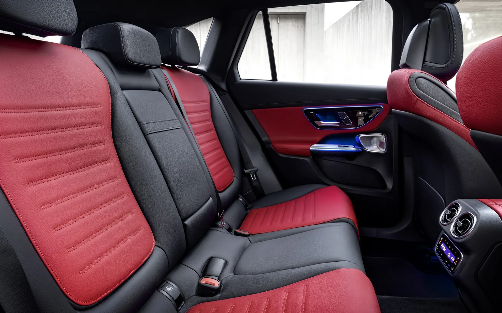 Mercedes-Benz GLC – задний ряд сидений