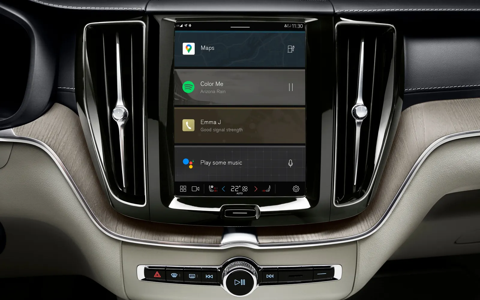 Volvo XC60 – экран мультимедиа с Google