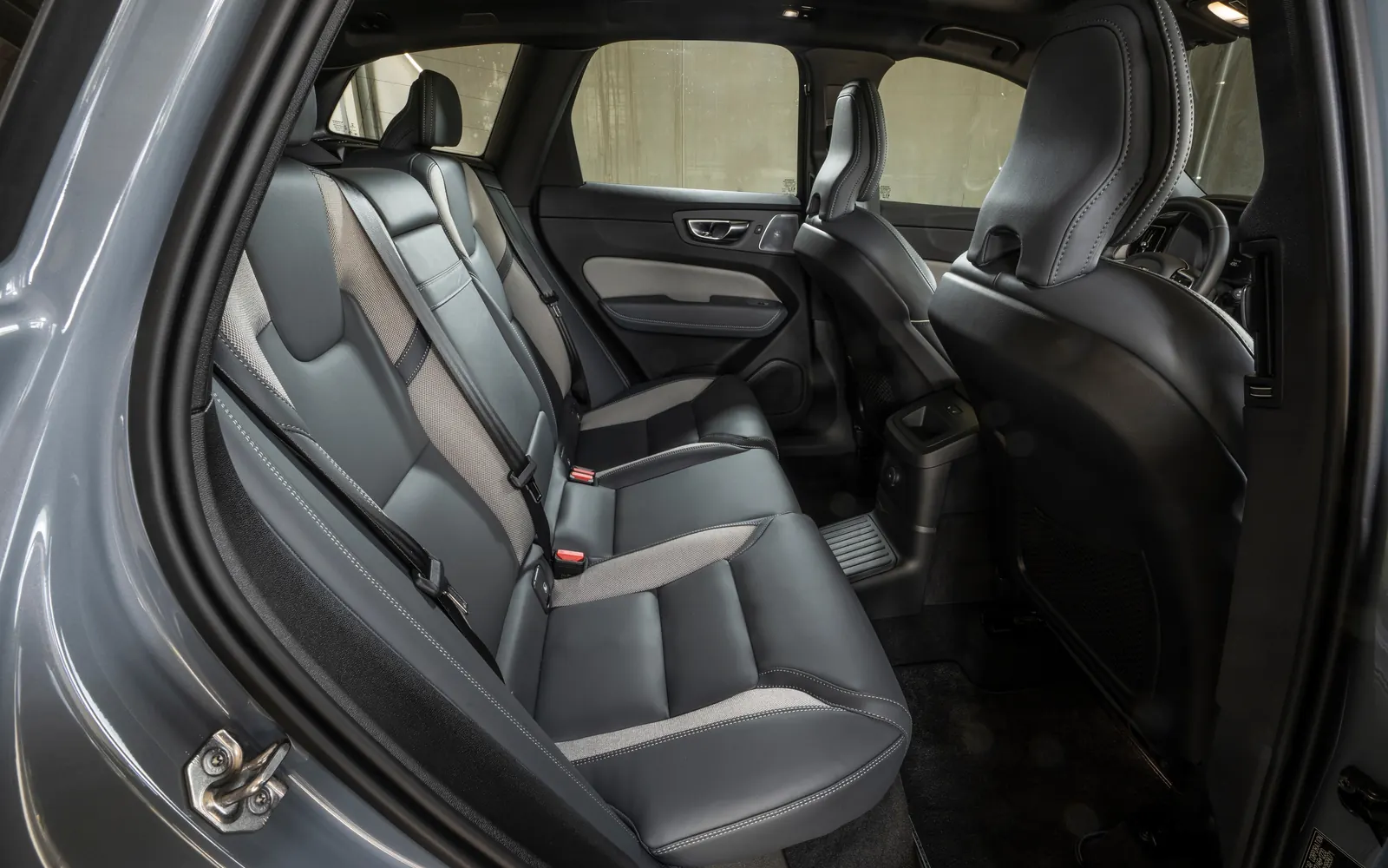 Volvo XC60 – задний ряд сидений